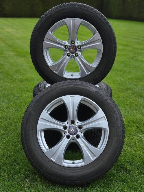 Originele Mercedes Benz GLC 18 inch 235  60 R18 winterwielen, Auto-onderdelen, Remmen en Aandrijving, Mercedes-Benz, Gebruikt