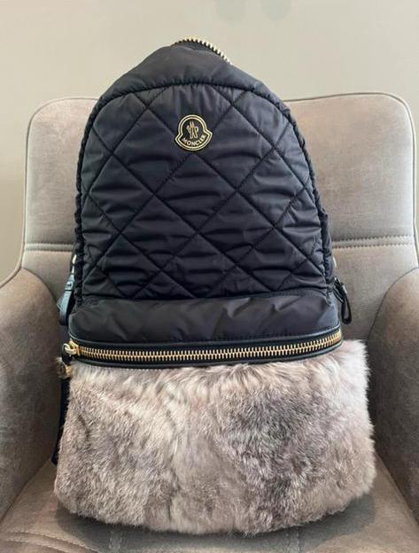 MONCLER gigi zaino rugtas unisex, Sieraden, Tassen en Uiterlijk, Tassen | Rugtassen, Zo goed als nieuw, Overige merken, 30 tot 45 cm
