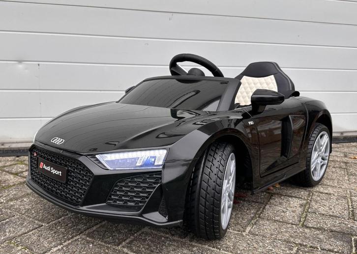Audi R8 12v zwart Afstands / Bluetooth - Leder - Rubberban, Kinderen en Baby's, Speelgoed | Buiten | Voertuigen en Loopfietsen
