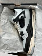 Jordan 4 GS platinum metallic gold 37,5, Ophalen of Verzenden, Nieuw, Jongen of Meisje