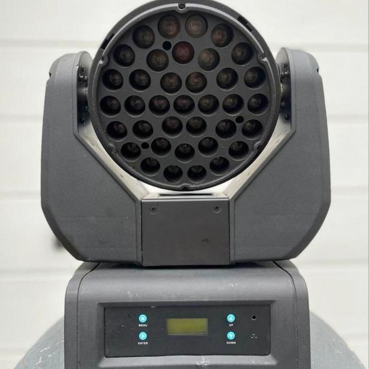 Showtec Expression 5000 Wash Moving Head (2 stuks), Muziek en Instrumenten, Licht en Laser, Gebruikt, Licht, Kleur, Ophalen