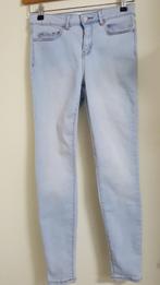 Jeans lichtblauw 38, Ophalen of Verzenden, Nieuw, Blauw, W30 - W32 (confectie 38/40)