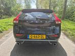 Volvo V40 2.0 D3 R-Design Polar+ Sport / panoramadak / trekh, Te koop, Hatchback, Voorwielaandrijving, Zwart