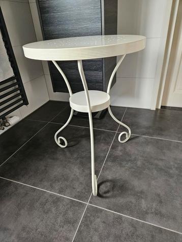 Bijzettafel rond ;metaal; wit beschikbaar voor biedingen