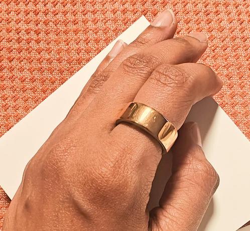 Oura Ring 4 Rose Gold (size 7)|As good as new|Minor scratch, Sieraden, Tassen en Uiterlijk, Activity trackers, Zo goed als nieuw
