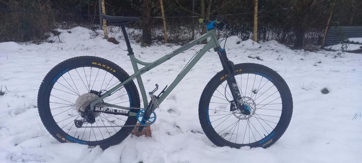 Production Privee shan GT Explorer stalen 29er trailbike, Fietsen en Brommers, Fietsen | Mountainbikes en ATB, Zo goed als nieuw