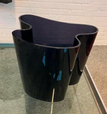 Lectuurbak/vaas Guzzini isola magazine holder paars kunststo beschikbaar voor biedingen