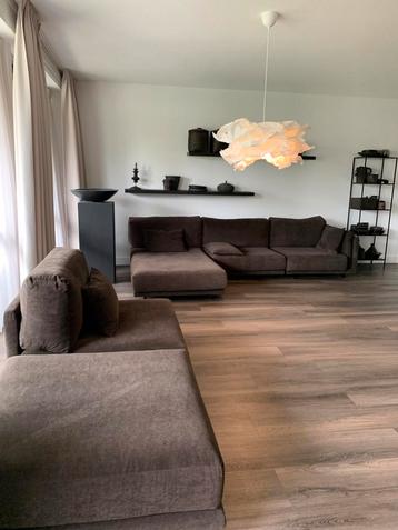 L’ Authentique bank Noah bruin velours zgan € 3.850,- beschikbaar voor biedingen