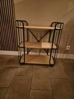 Mooi kastje op wielen 40 breed, 80 lengte en 90 hoog, Ophalen