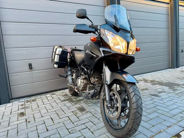 Suzuki V-Strom 650 - 2009 - Toermotor, Motoren, Motoren | Suzuki, Bedrijf, Toermotor, meer dan 35 kW, 1 cilinder, Minimaal motorrijbewijs A2