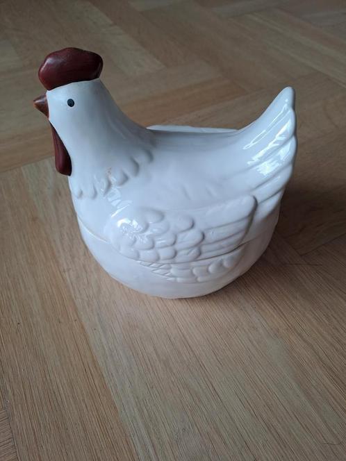 Mooie kip op schaal van aardewerk, Antiek en Kunst, Antiek | Keramiek en Aardewerk, Ophalen of Verzenden