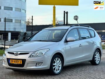 Hyundai I30 CW 1.6i Dynamic Business beschikbaar voor biedingen