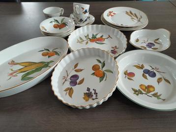 Evesham vale by Royal Worcester schalen beschikbaar voor biedingen