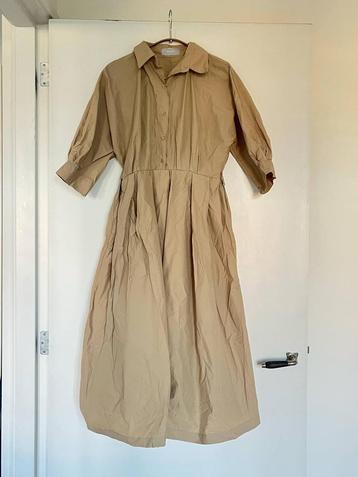 Shirt dress with tie belt beschikbaar voor biedingen