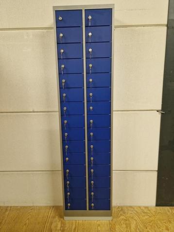 Mini Locker met 30 kluisjes beschikbaar voor biedingen