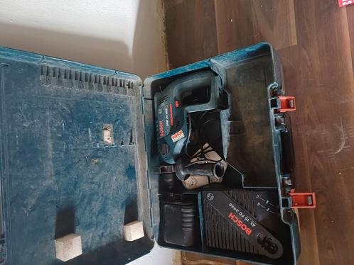 Accu boorhamer compleet en het werkt, Doe-het-zelf en Verbouw, Gereedschap | Boormachines, Gebruikt, Boor- en/of Breekhamer, 600 watt of meer