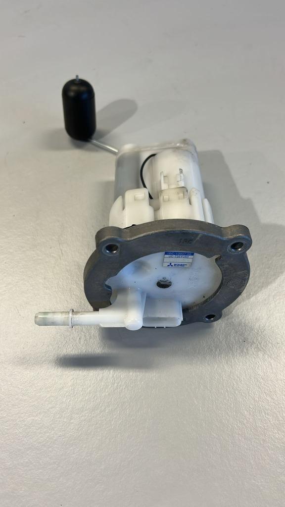 Benzinepomp / Brandstof Yamaha MT 09 2021 ( MTN 890  RN69, Motoren, Onderdelen | Yamaha, Gebruikt, Ophalen of Verzenden