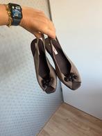 Toni pons sleehakken schoenen bruin 40, Ophalen of Verzenden, Zo goed als nieuw, Bruin