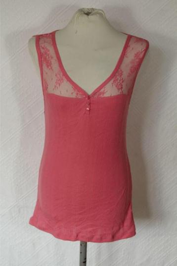 Mooi roze damesshirt.Kant.Mt S. beschikbaar voor biedingen
