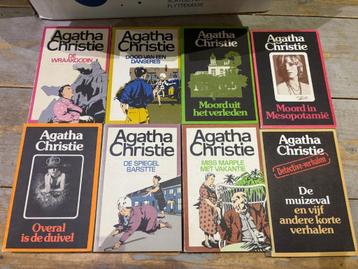 Agatha Christie - 8 pocketboekjes  beschikbaar voor biedingen