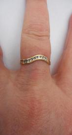 14 karaat gouden ring met steentjes maat 17,5 nr.937, Sieraden, Tassen en Uiterlijk, Antieke sieraden, Verzenden, Goud, Ring