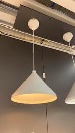 Ikea Navlinge witte hanglamp (2 stuks) in verpakking nog, Huis en Inrichting, Lampen | Hanglampen, Ophalen, Nieuw, Metaal, Minder dan 50 cm
