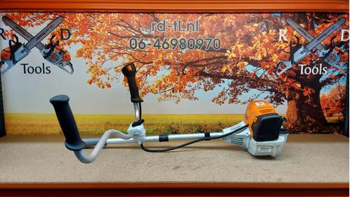 Stihl KM131  Combimachine / multitool KM 131 met stuurboom., Tuin en Terras, Hand-tuingereedschap, Gebruikt, Ophalen of Verzenden