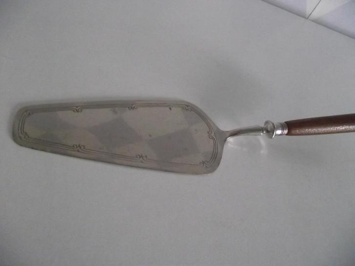 vintage RVS gedecoreerd taartschep hout handvat 22 cm 1950, Antiek en Kunst, Antiek | Bestek, Ophalen of Verzenden