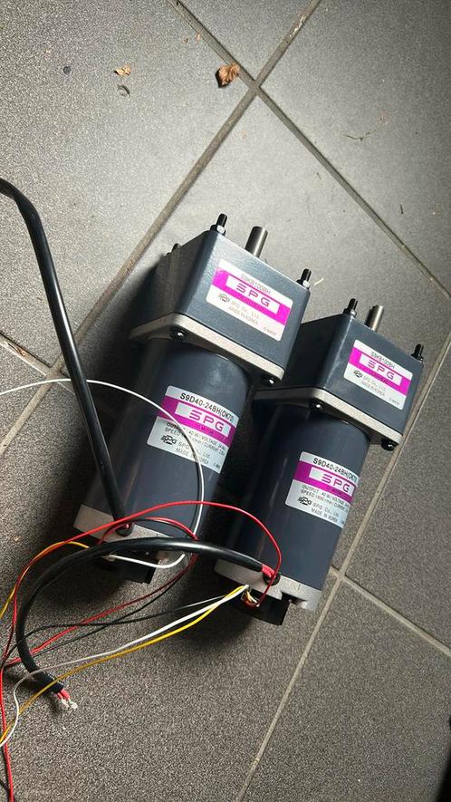 SPG DC Motor met tandwielkast – 24V, 40W, 1600rpm, Hobby en Vrije tijd, Elektronica-componenten, Gebruikt, Ophalen of Verzenden