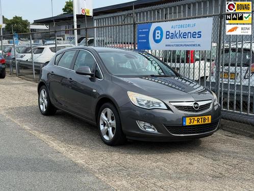 Opel Astra 1.4 Turbo Edition | Airco | Cruise | Navi, Auto's, Opel, Bedrijf, Te koop, Astra, ABS, Airbags, Airconditioning, Boordcomputer
