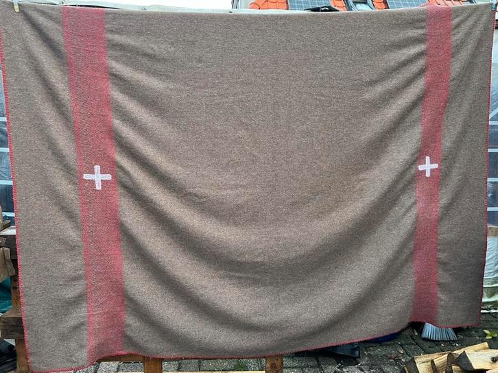Deken wol nieuw, Huis en Inrichting, Woonaccessoires | Plaids en Woondekens, Nieuw, Ophalen of Verzenden