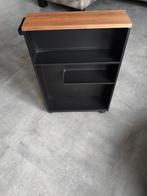 Metalen rolkastje, Huis en Inrichting, Ophalen