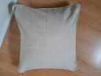 Groot kussen 65 x 65 cm. Beige. Met stoere stevige hoes, Ophalen of Verzenden, Gebruikt, Beige, Vierkant