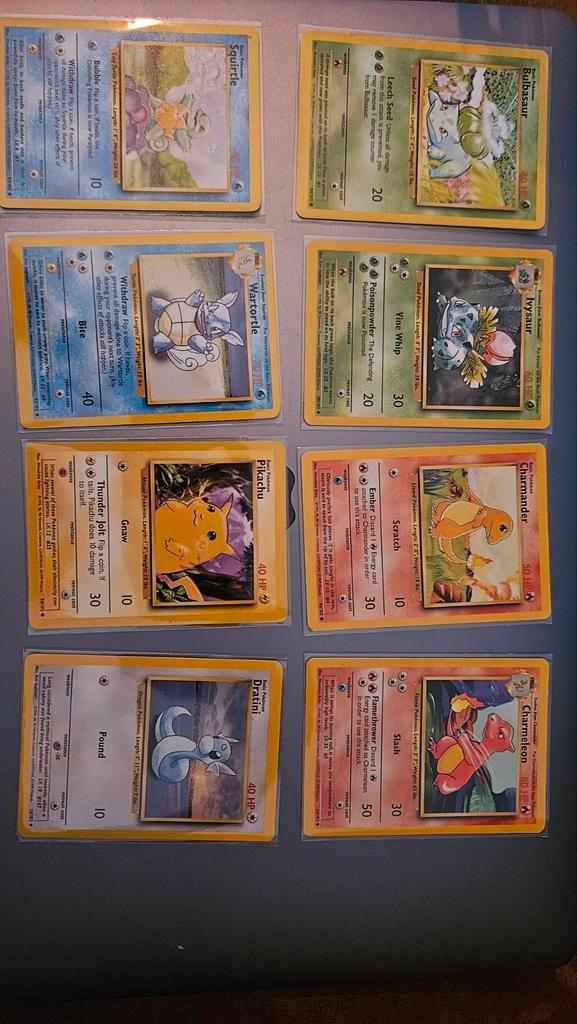 54 nette base set pokemonkaarten, Hobby en Vrije tijd, Verzamelkaartspellen | Pokémon, Gebruikt, Ophalen of Verzenden