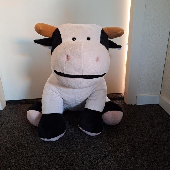 Knuffel Koe - rond 55cm, Kinderen en Baby's, Speelgoed | Knuffels en Pluche, Zo goed als nieuw, Koe, Ophalen of Verzenden