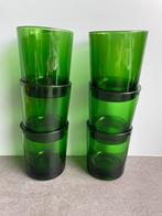 Vintage groene glaasjes France 6 x, Verzamelen, Glas en Borrelglaasjes, Ophalen of Verzenden, Borrel- of Shotglas, Zo goed als nieuw
