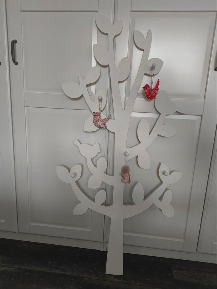 Houten boom met ophanghaakjes (kapstok), Kinderen en Baby's, Kinderkamer | Inrichting en Decoratie, Gebruikt, Wanddecoratie, Ophalen