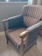 Klassieke stoel van goede kwaliteit, Huis en Inrichting, Fauteuils, Zo goed als nieuw, Hout, Ophalen