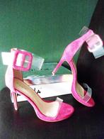 Open velourse pump met stilettohak en enkelbandje mt. 38, Ophalen, Pumps, Nieuw, Roze