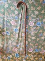 Mooie antieke wandelstok uit Engeland van palmhout 88,5 cm.