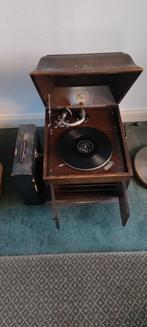 Antieke His Master's Voice Grammofoon, Ophalen