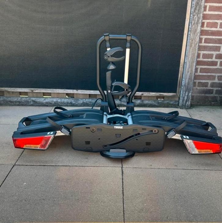 Thule Easy Fold XT 933 geschikt voor elektrische fietsen, Auto diversen, Fietsendragers, Zo goed als nieuw, Trekhaakdrager, Brede banden