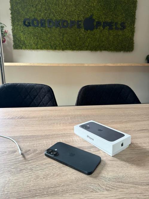iPhone 16 128GB Zwart | 100% batterij, Telecommunicatie, Mobiele telefoons | Apple iPhone, Zo goed als nieuw, 128 GB, Zonder abonnement