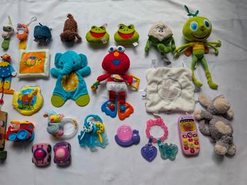 Pakket baby speelgoed (27 stuks) beschikbaar voor biedingen