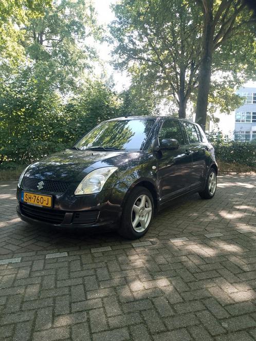 Suzuki swift 1.3 2009 Nieuwe koppeling, remcilinder en beurt, Auto's, Suzuki, Particulier, Swift, ABS, Airbags, Airconditioning