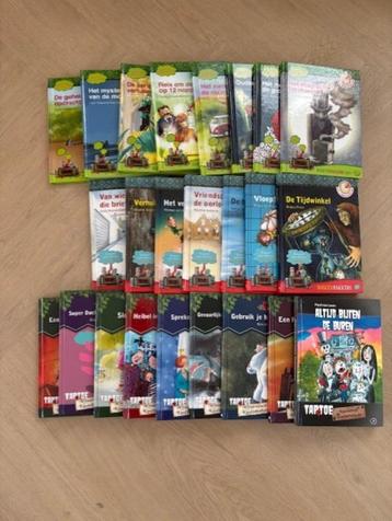 24 boeken uit Taptoe en boekenbakkers serie z.g.a.n. beschikbaar voor biedingen