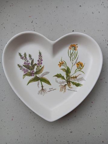 Poole Pottery heart shape dish Country Lane pattern beschikbaar voor biedingen