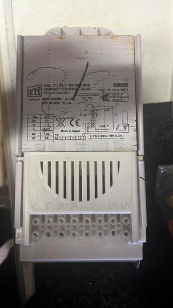 ETI UAL T/CL1 VS H 600 voorschakelapparaat – 600W HPS / MH b beschikbaar voor biedingen