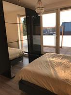 Schuifdeuren pax kast met verlichting, Huizen en Kamers