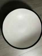 Grote witte schaal met zwart randje, Huis en Inrichting, Woonaccessoires | Schalen en Manden, Ophalen, Kunststof, Gebruikt, Schaal